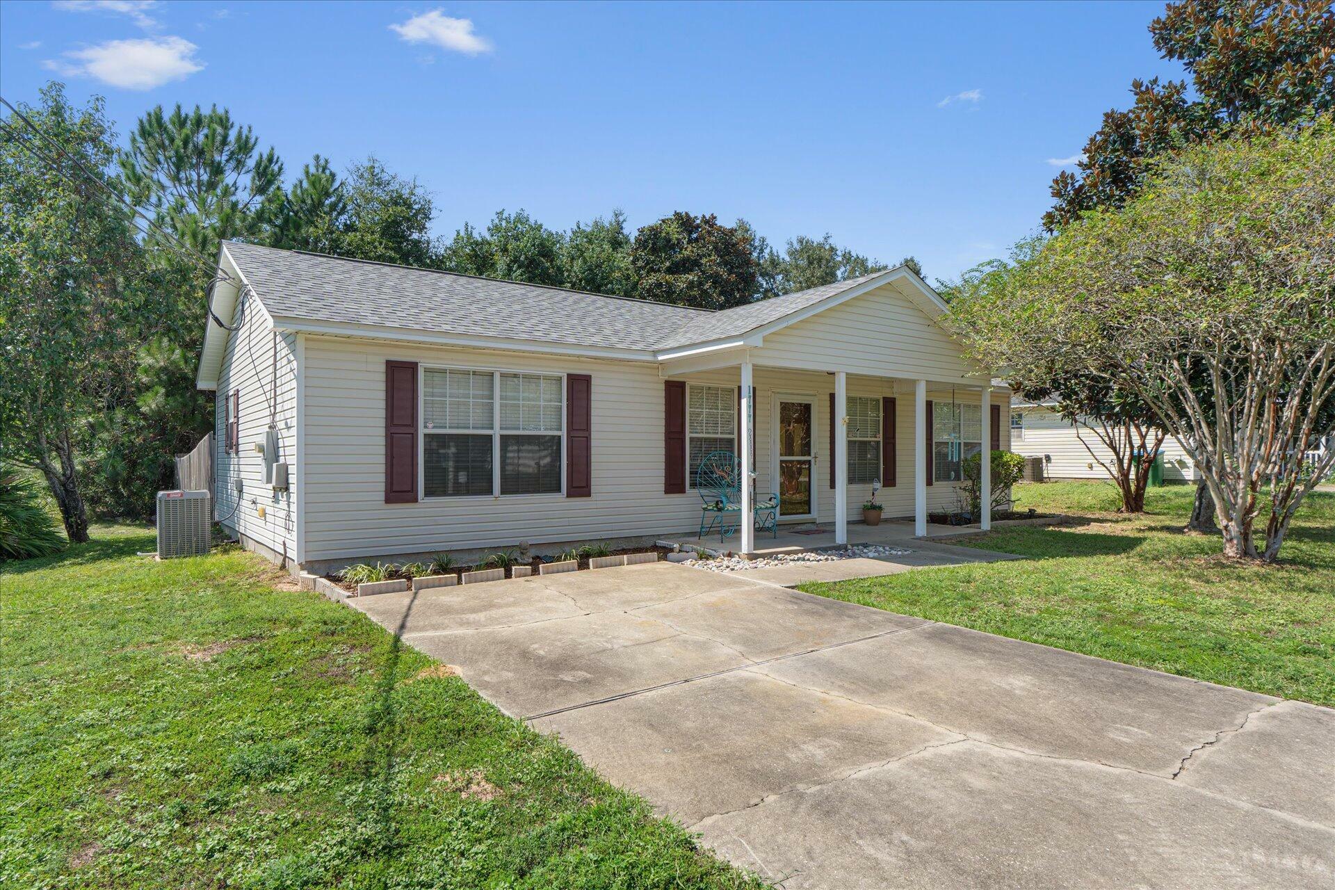 Property Photo:  1777 Wheeler Road  FL 32566 