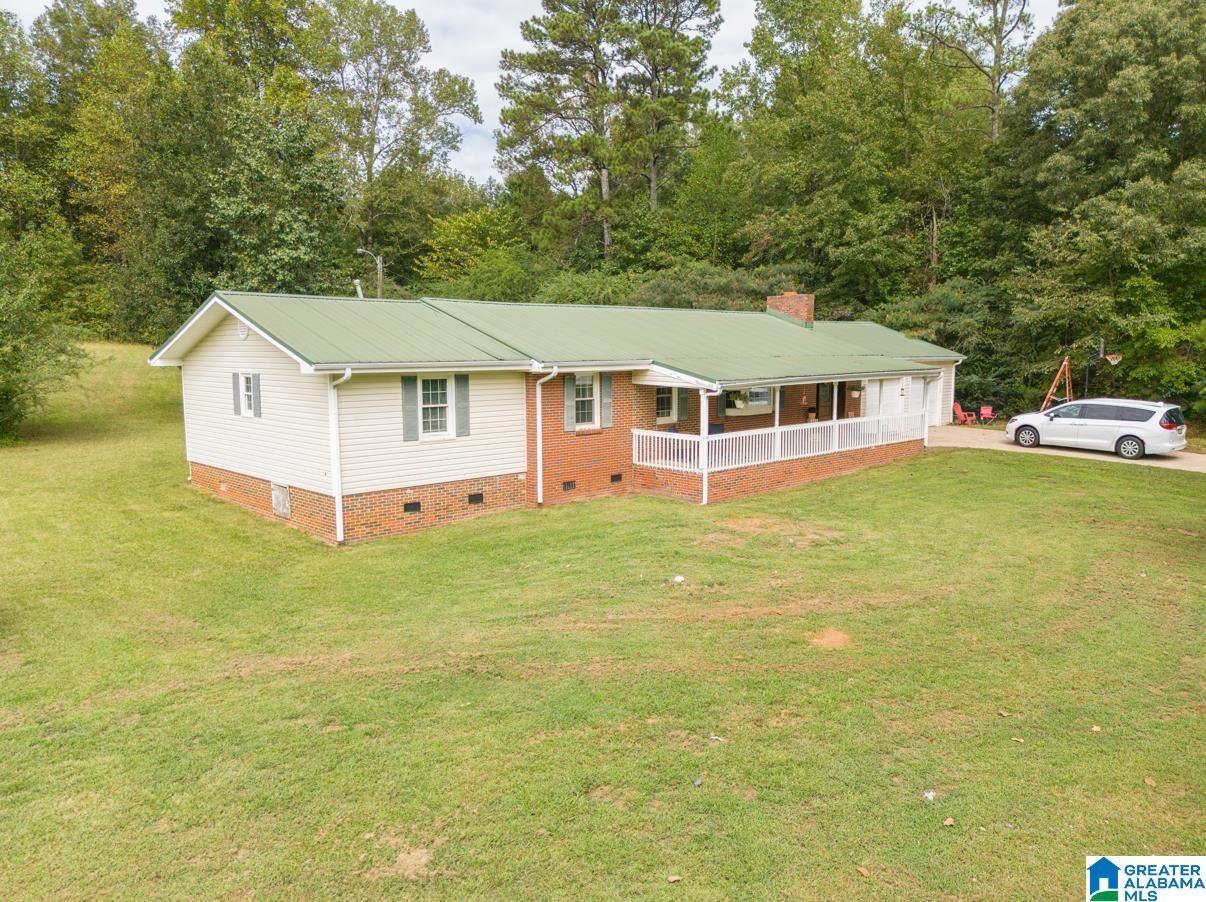 Property Photo: 7911 County Road 49 AL 36273