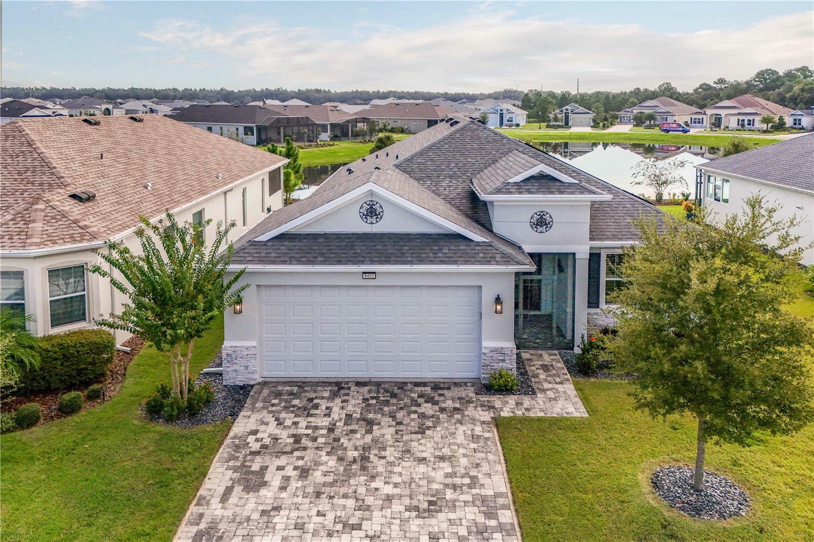 Property Photo:  8492 Hartford Way  FL 32757 