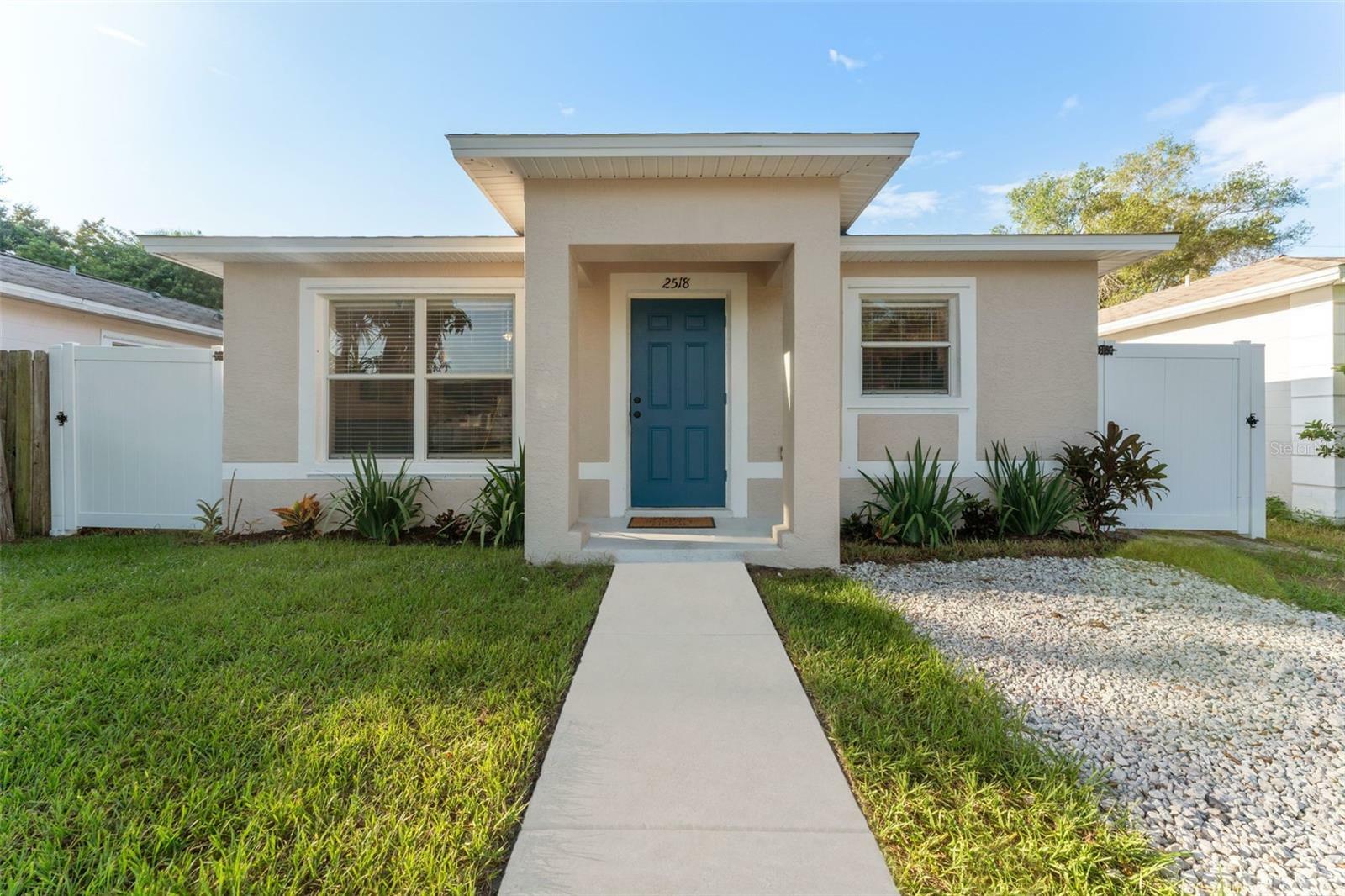 2518 Langdon Avenue S  Saint Petersburg FL 33712 photo