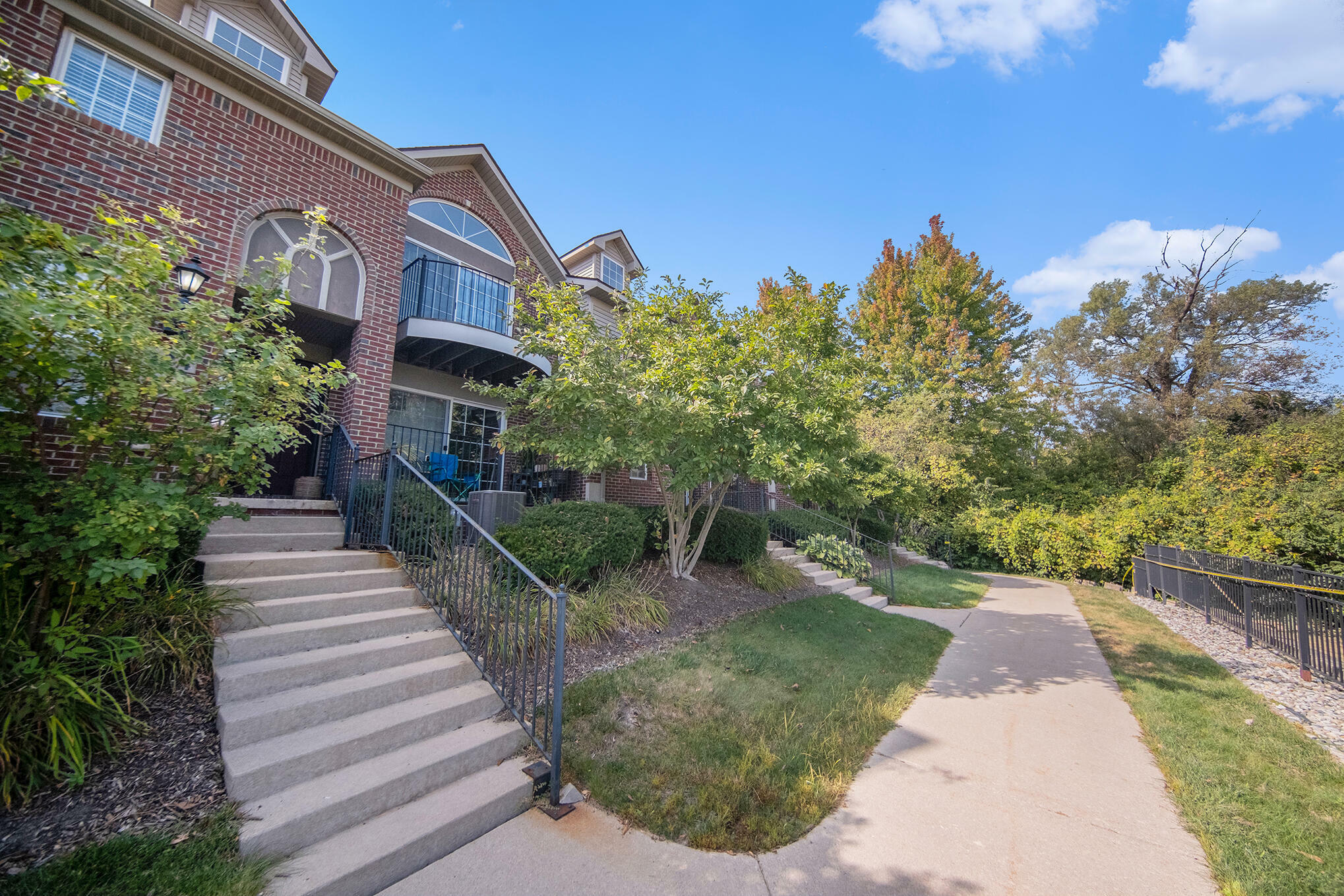 Property Photo:  138 W Oakbrook Drive  MI 48103 