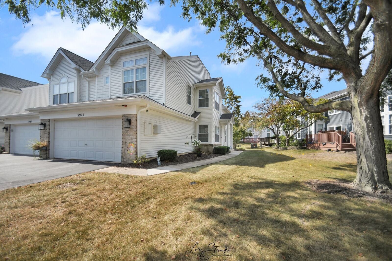 Property Photo:  3927 Garnette Court  IL 60564 