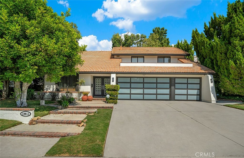 Property Photo:  19611 Singing Hills Drive  CA 91326 