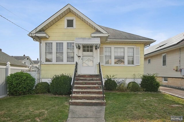 Property Photo:  430 6th Avenue  NJ 07071 