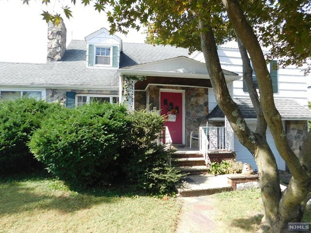 104 Lafayette Avenue  Hawthorne NJ 07506 photo