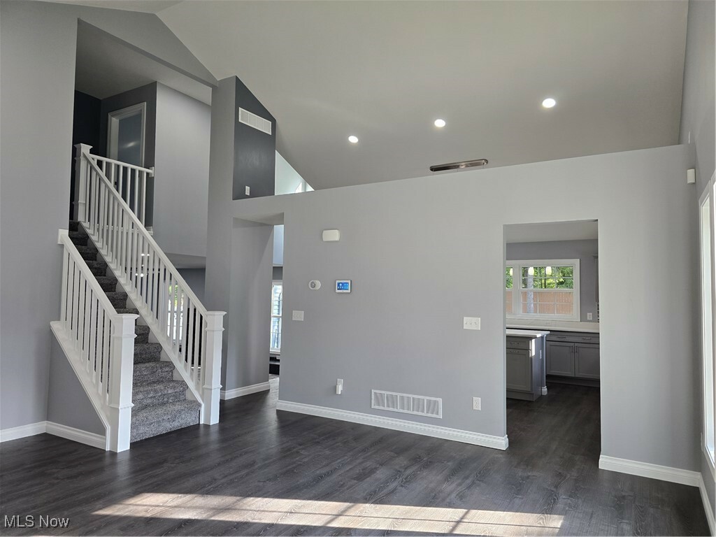 Property Photo: 506 Swank Drive OH 44278