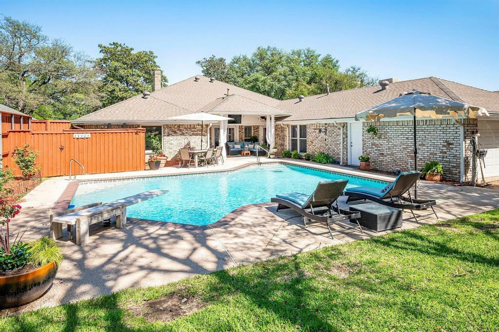 8809 Vista Oaks Circle  Dallas TX 75243 photo