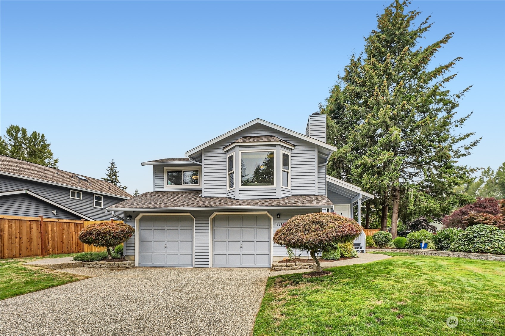 19842 132nd Place SE  Renton WA 98058 photo
