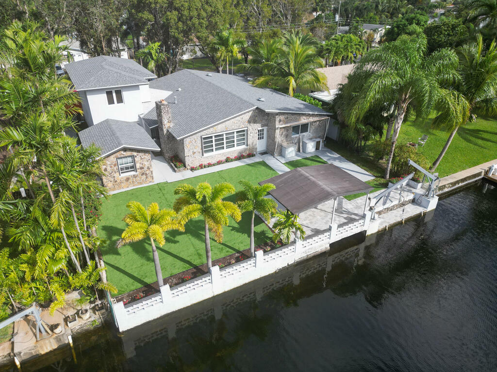 Property Photo:  2638 Liberty Street  FL 33020 