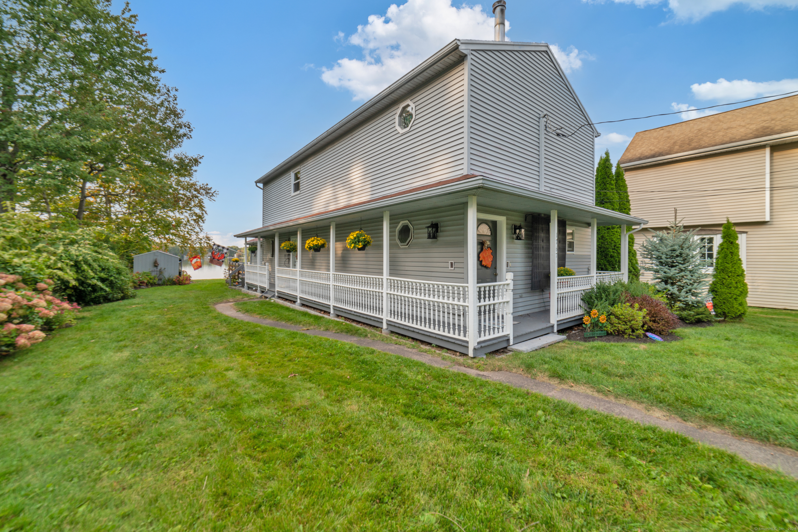 Property Photo:  1767 Meriden Road  CT 06716 