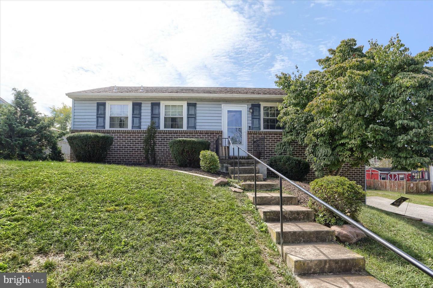 Property Photo:  3762 Fox Chase Drive  PA 17315 