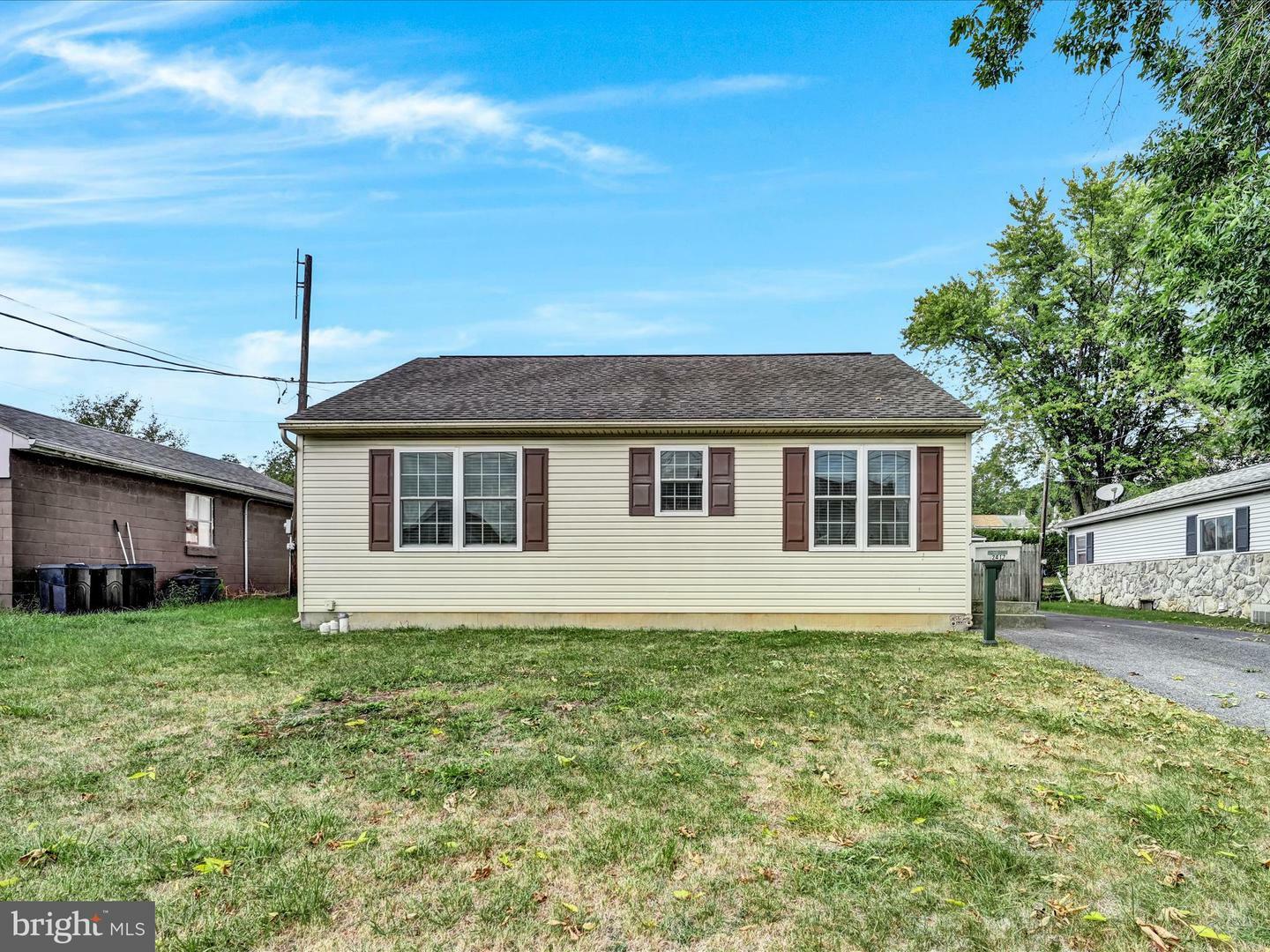 Property Photo:  2417 Mifflin Street  PA 17046 