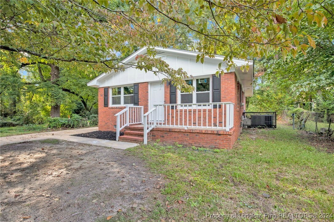 Property Photo:  932 Weiss Avenue  NC 28305 