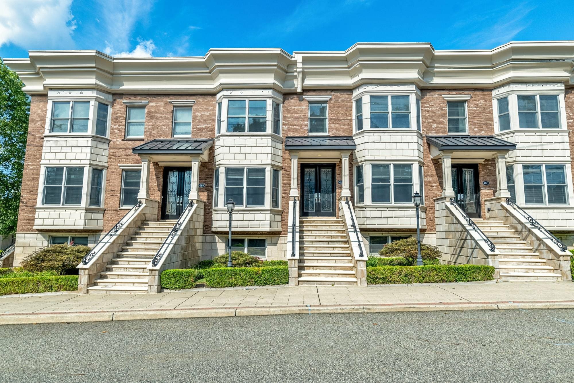 Property Photo:  2166 Ellery Ave  NJ 07024 