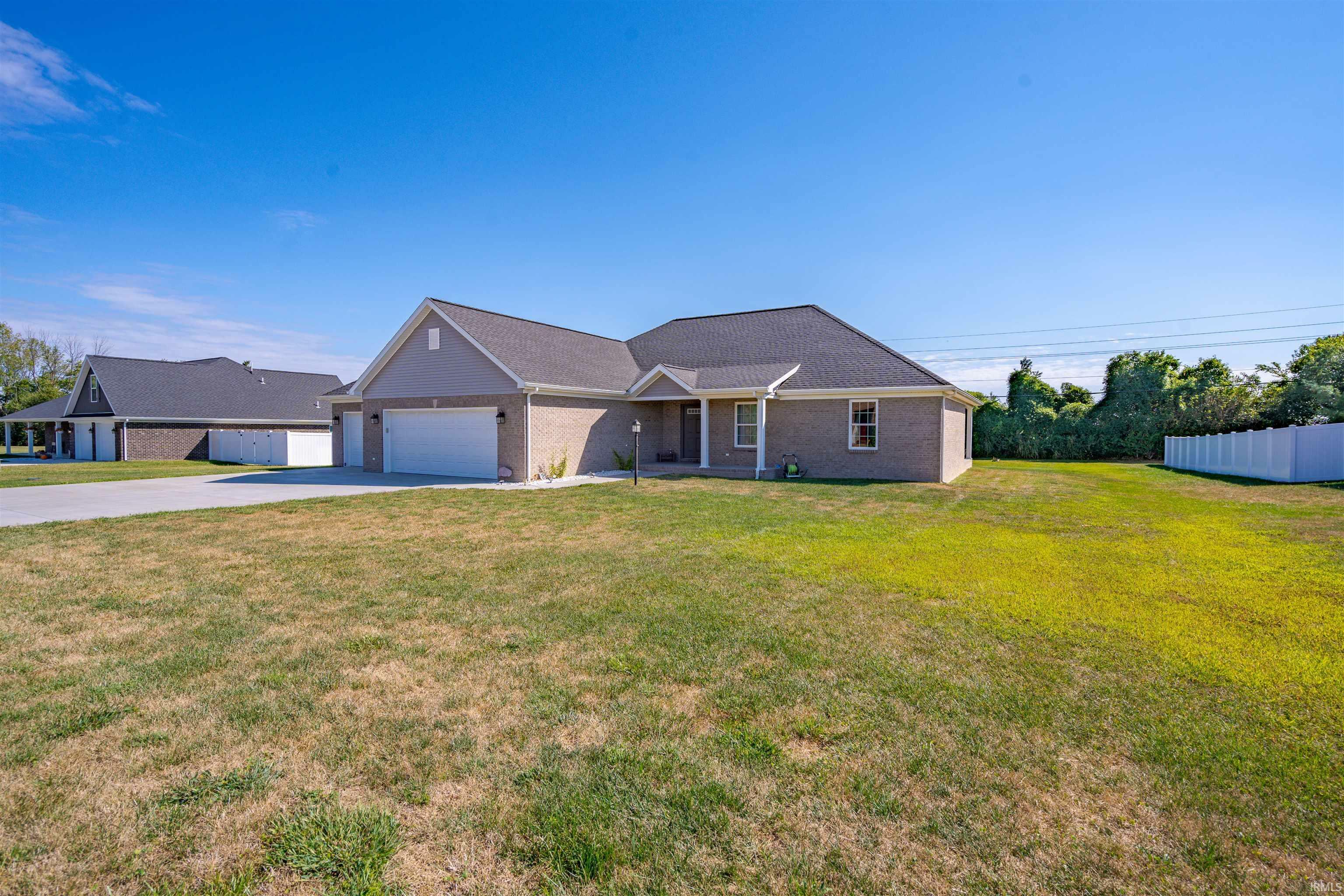 Property Photo:  910 Blackfoot Drive  IN 47648 