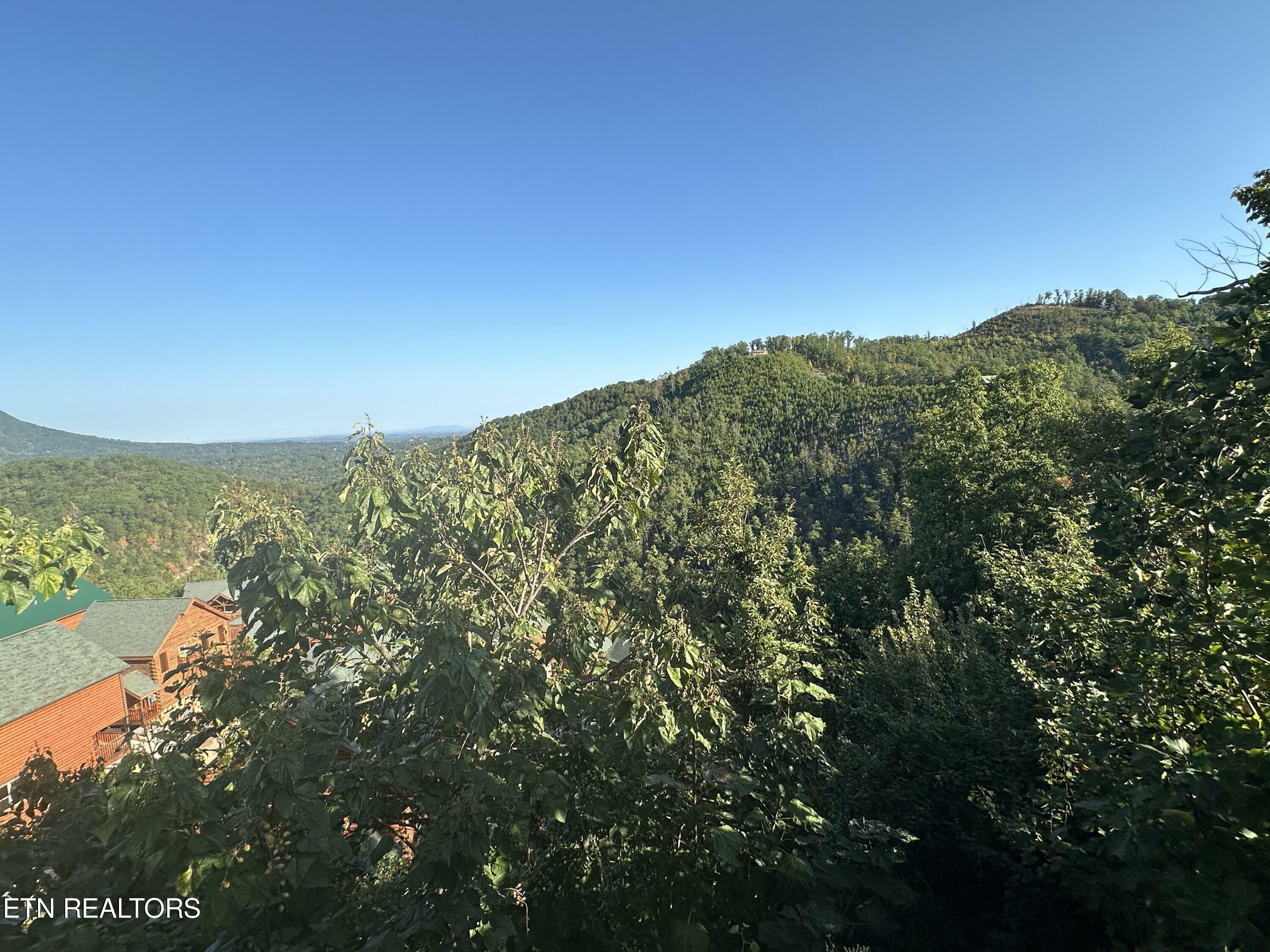 Property Photo: 1443 Eagle Cloud Way TN 37862