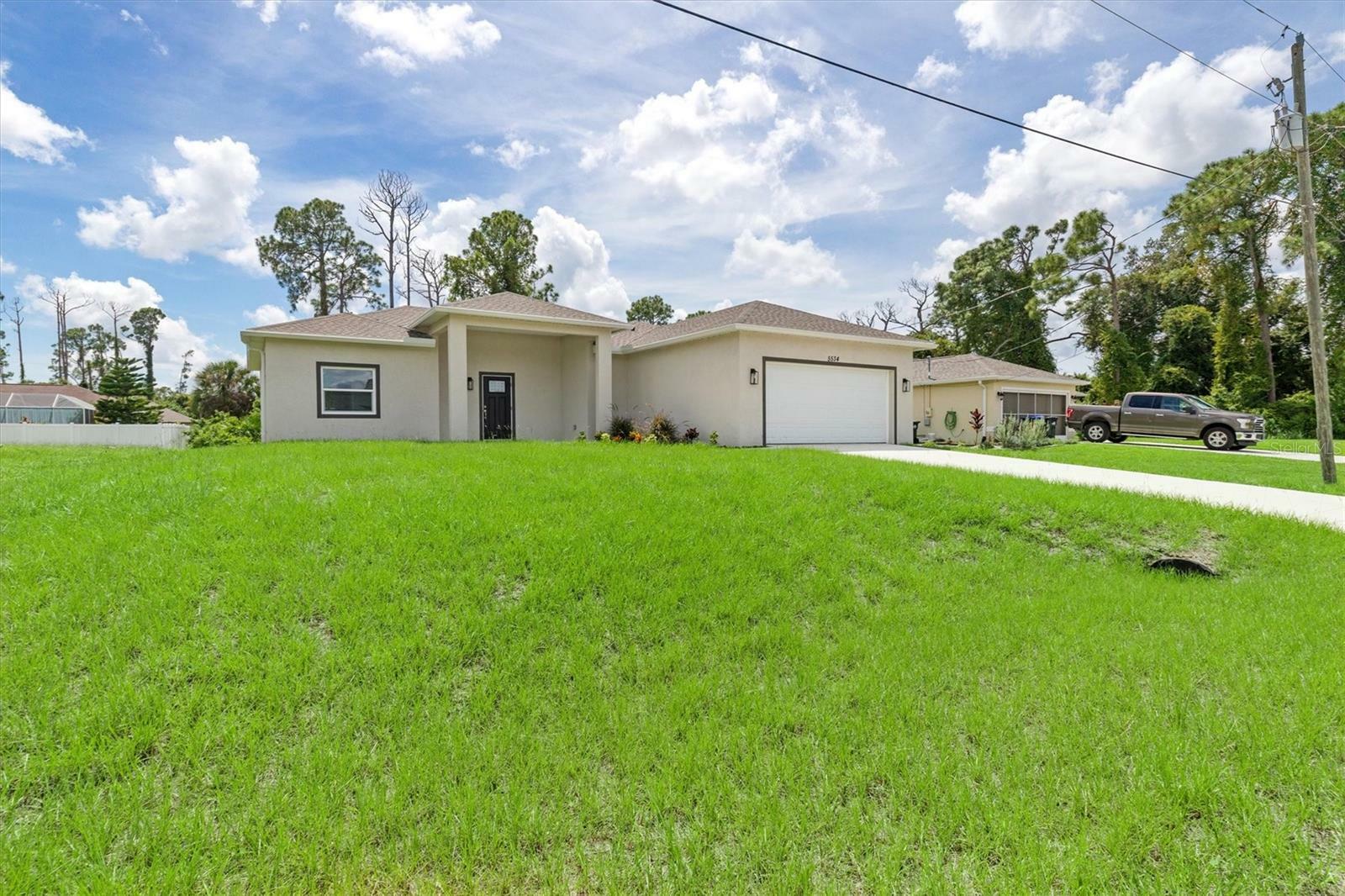 Property Photo:  5534 Fairlane Drive  FL 34288 