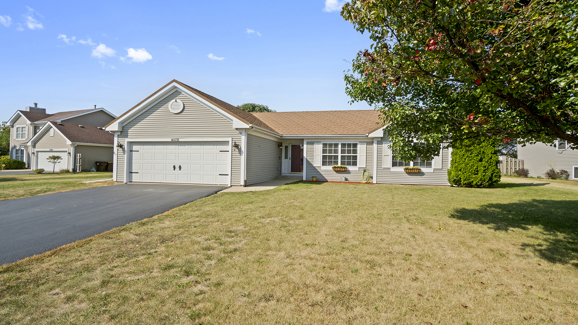 Property Photo:  4608 Saddle Street  IL 61111 