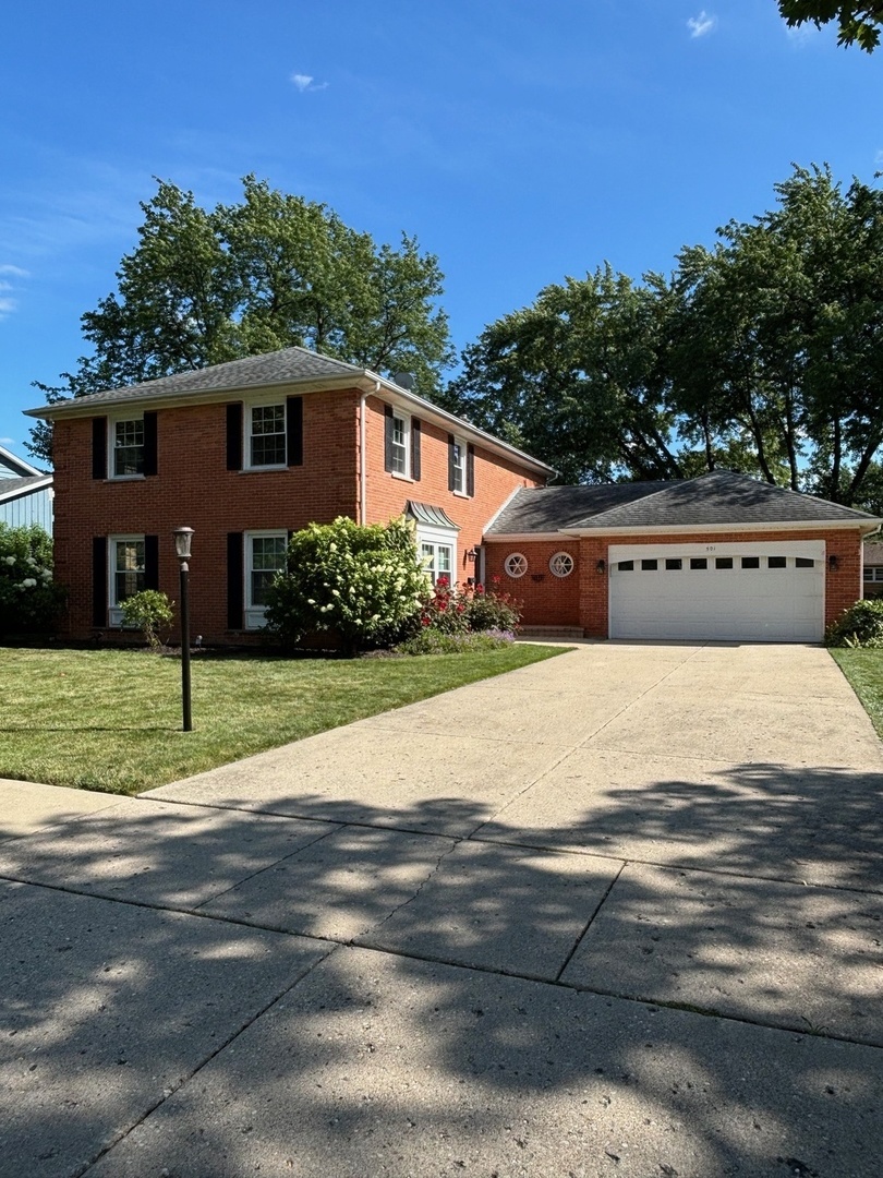 Property Photo:  501 E Providence Road E  IL 60074 