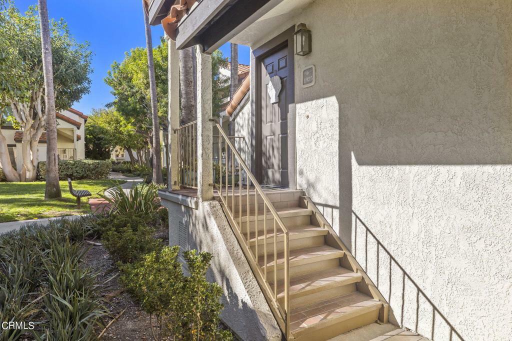 Property Photo:  1925 Majorca Drive  CA 93035 