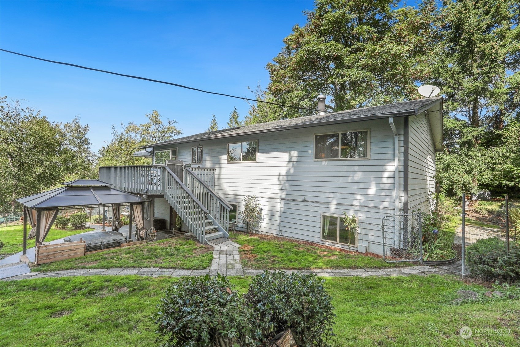 Property Photo:  14833 SE 224th Street  WA 98042 