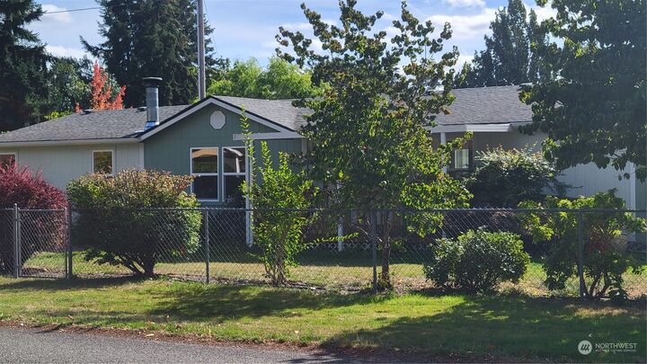 Property Photo: 321 St Helens Street WA 98591