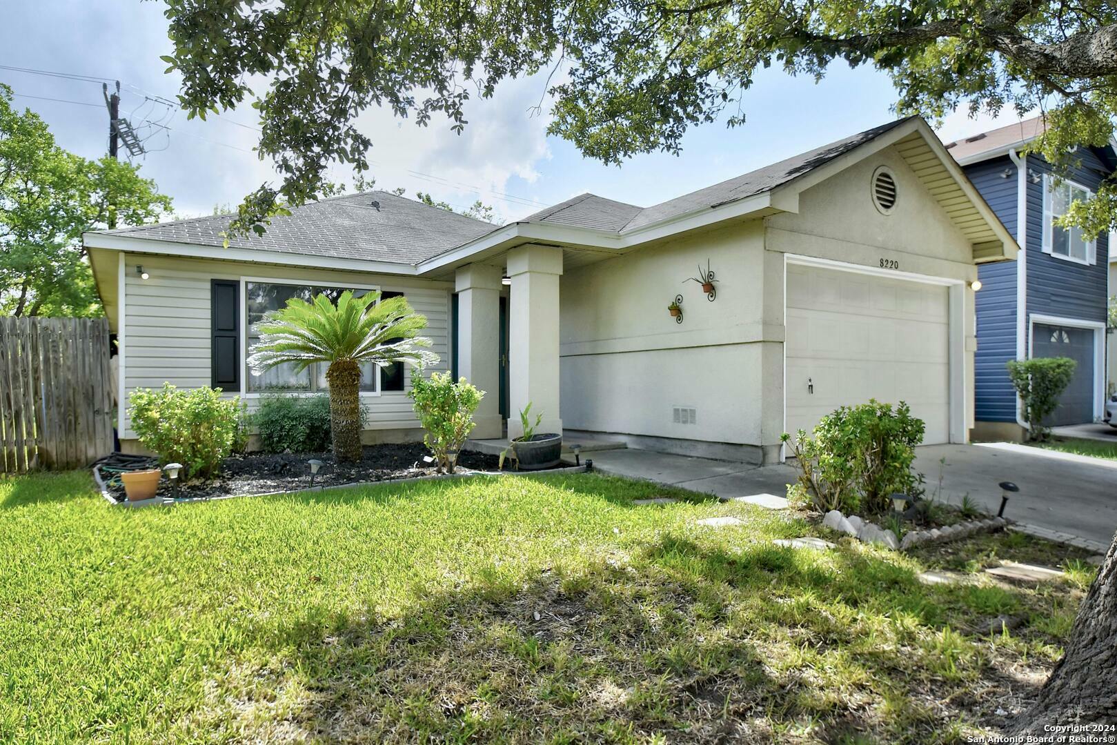 Property Photo:  8220 Laurel Bnd  TX 78250 