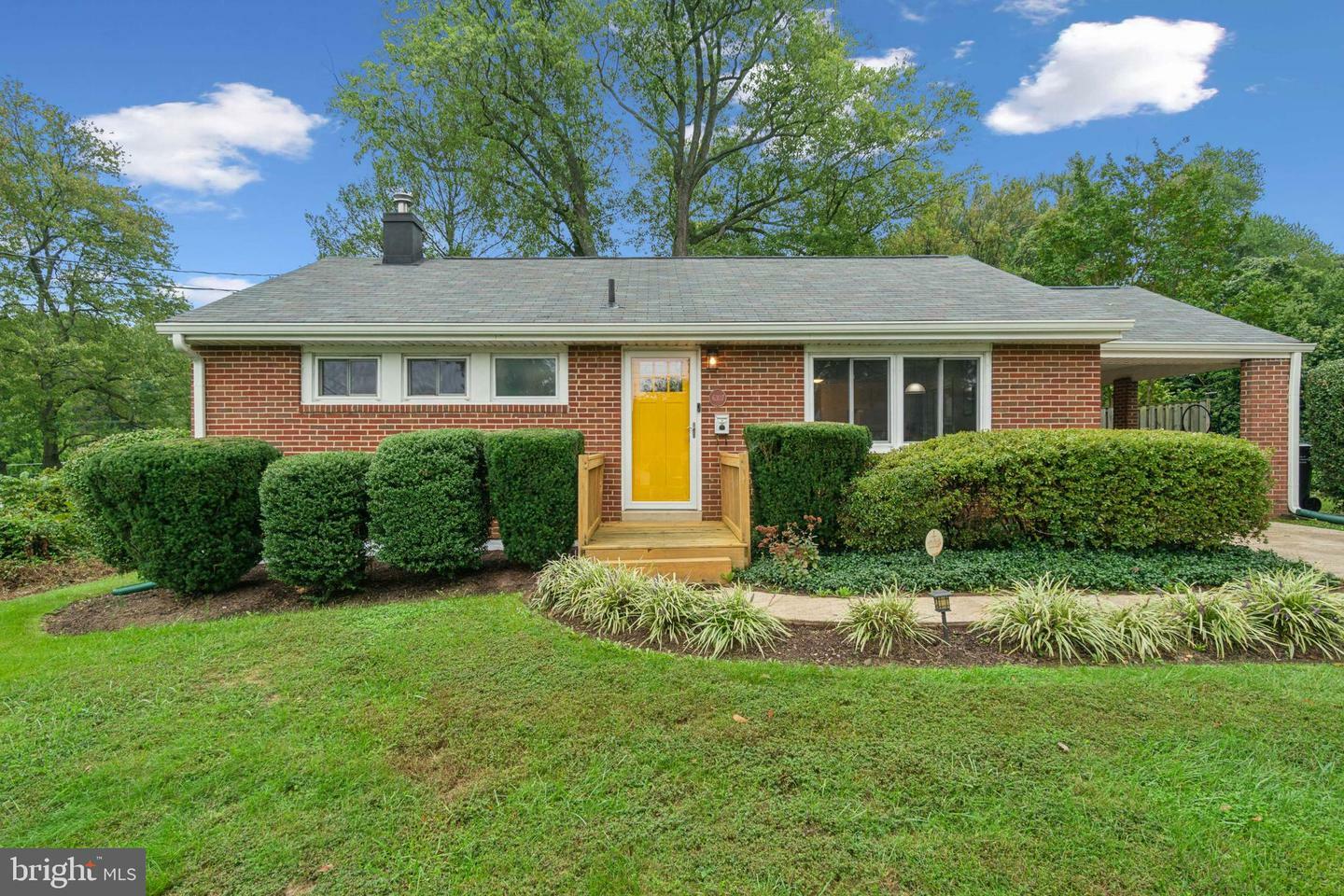 Property Photo:  6307 Virginia Hills Avenue  VA 22310 