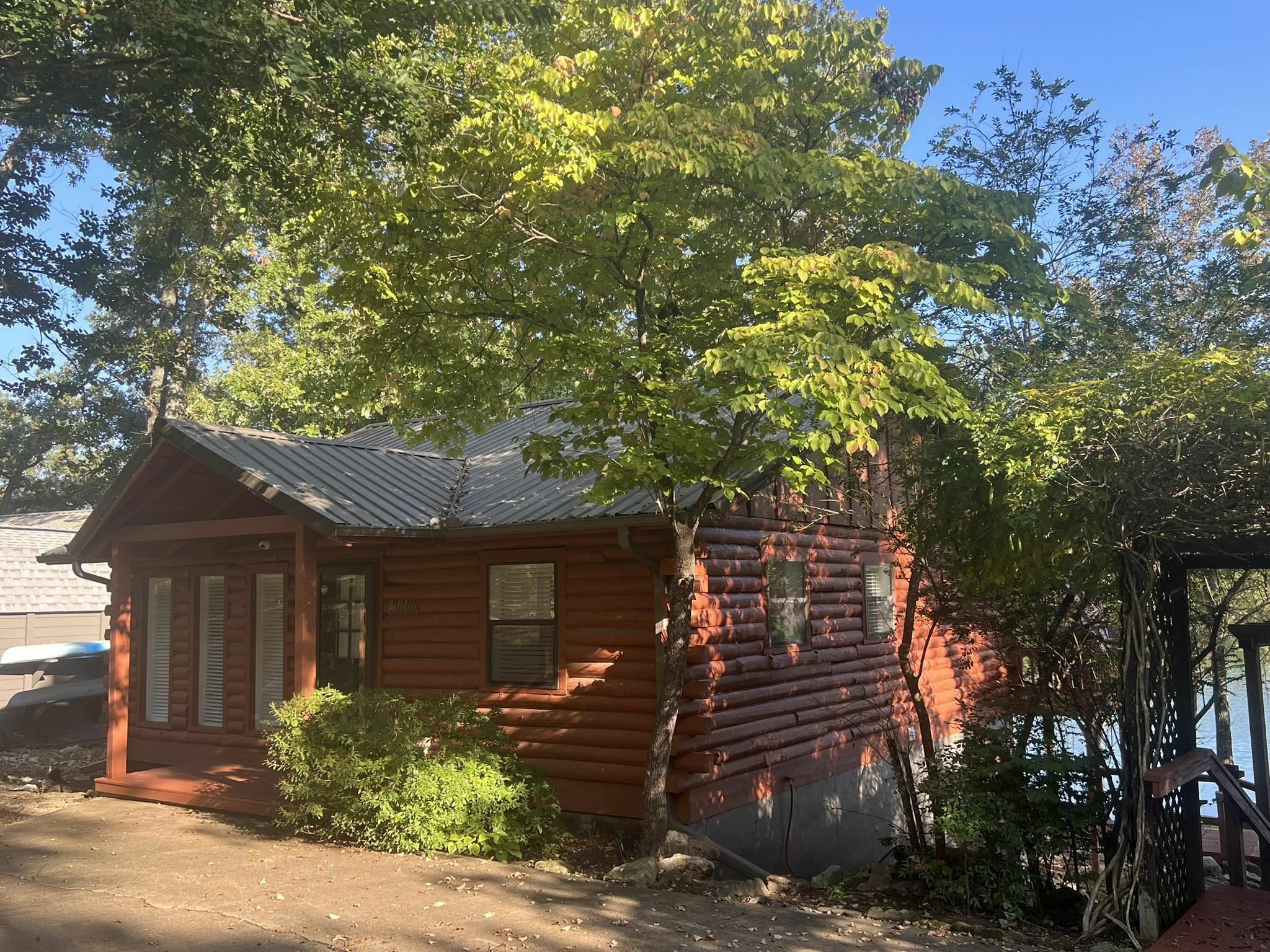 Property Photo:  224 Robin Hood Lane  AR 72542 