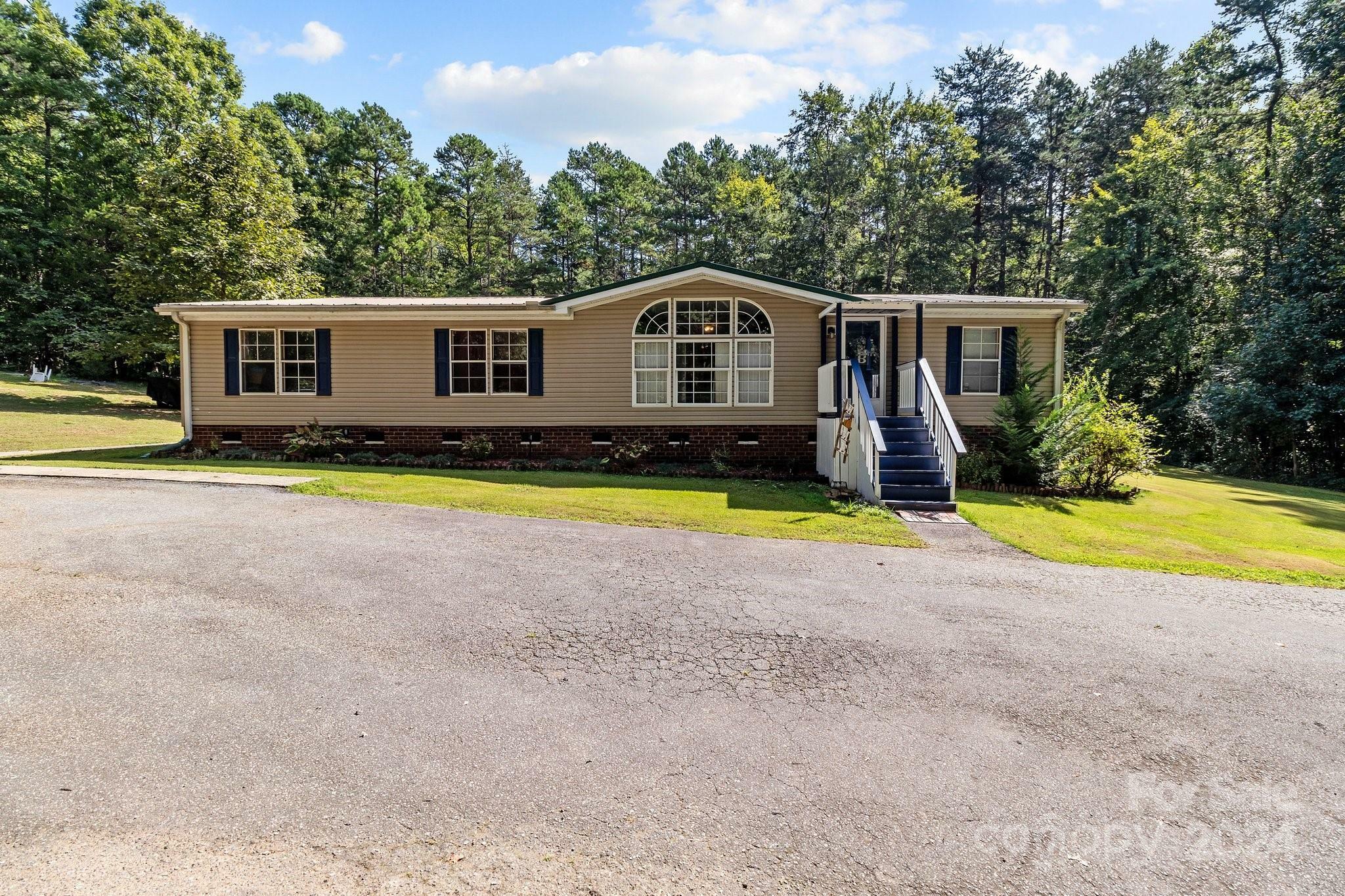 Property Photo:  4742 Sherrills Ford Road  NC 28147 