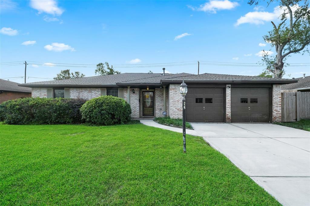 Property Photo:  2226 Droxford Drive  TX 77008 