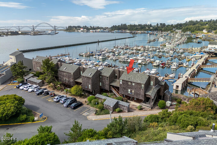 Property Photo: 1000 SE Bay Boulevard 201/301 OR 97365