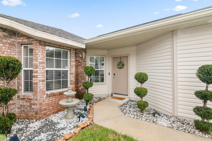 Property Photo: 4848 NW 79th Road FL 32653