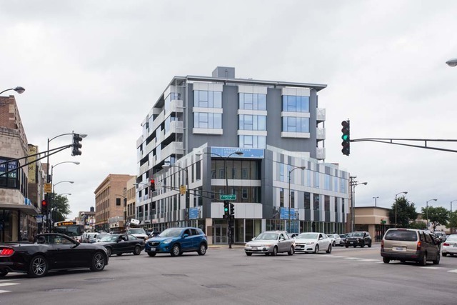 Property Photo:  1241 N Milwaukee Avenue 706  IL 60622 