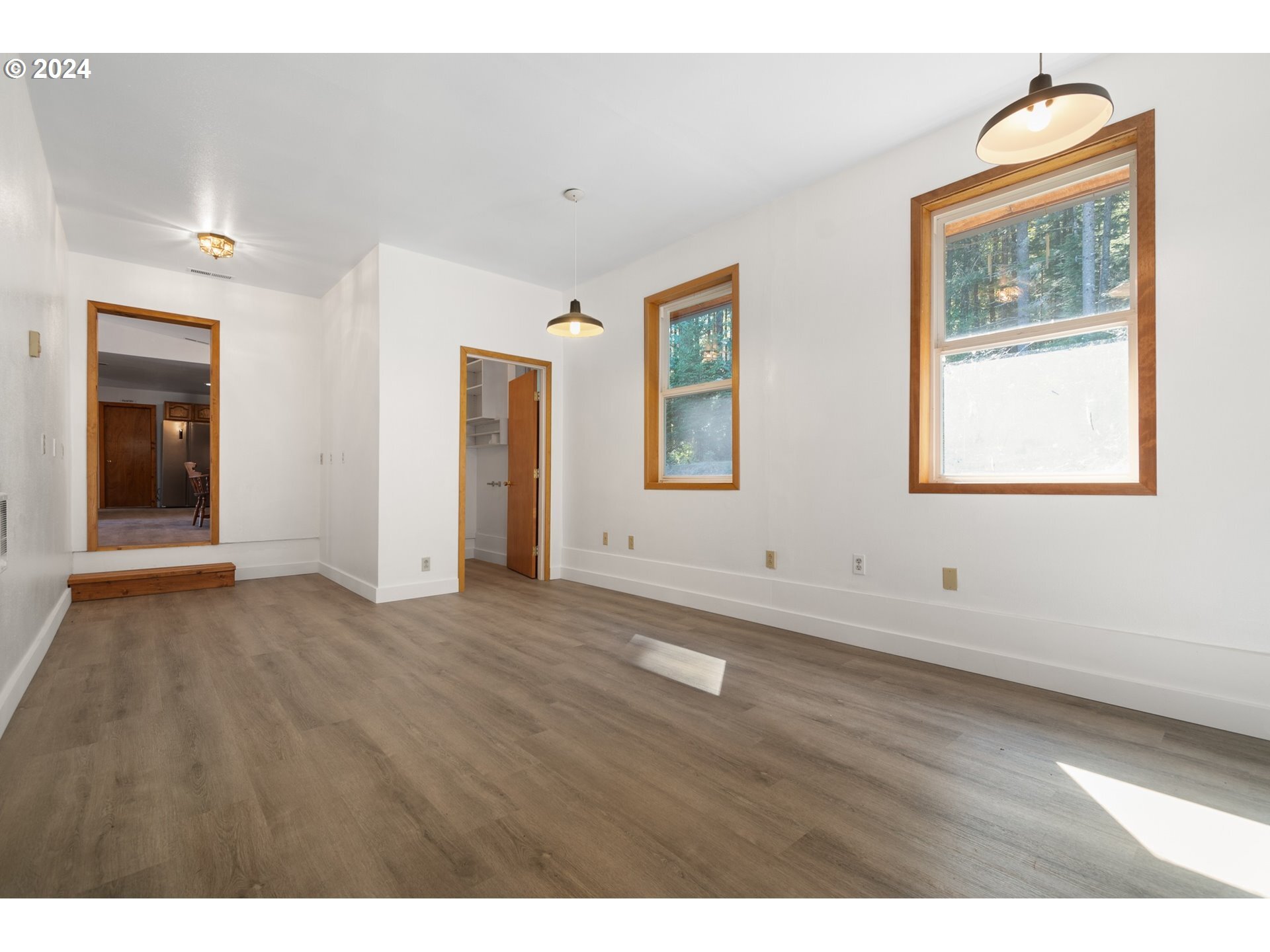 Property Photo: 42 Fellers Rd WA 98610