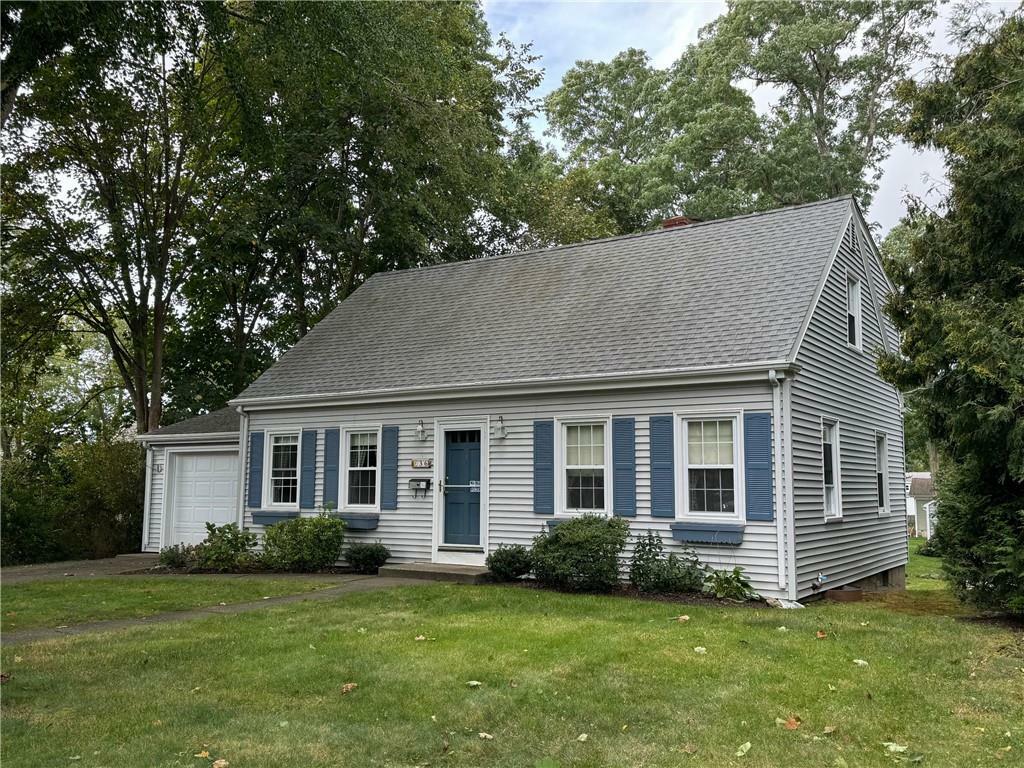 Property Photo:  36 Colonial Road  RI 02809 