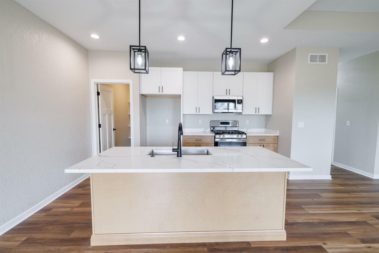 Property Photo: 167 East Ash Lane WI 53563