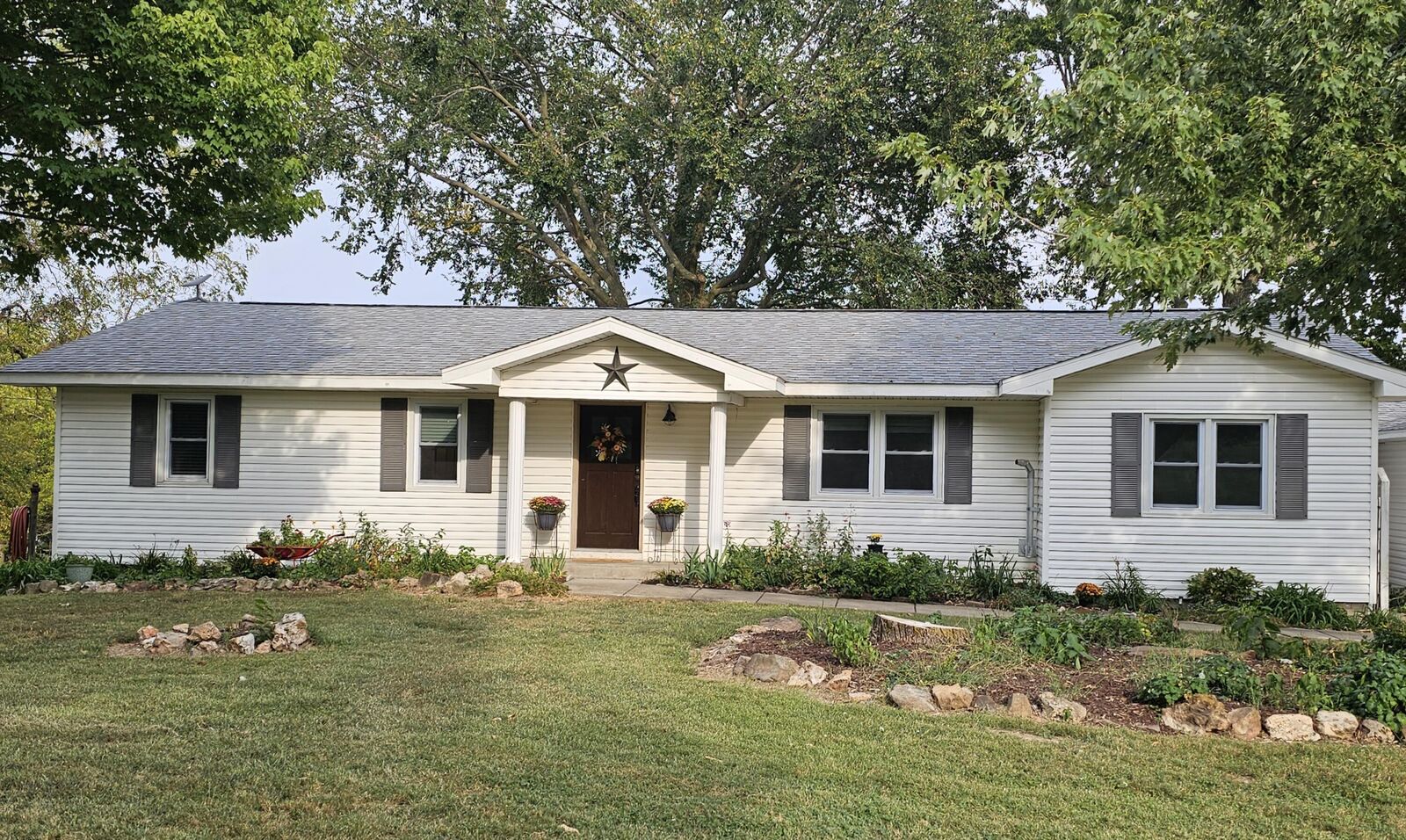 Property Photo:  3540 Farm Road 1012  MO 65723 