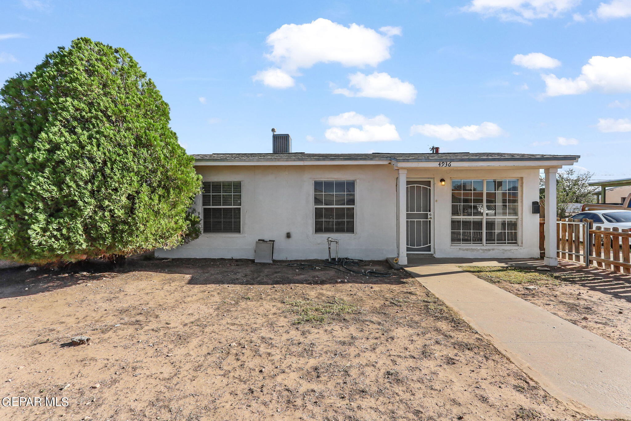 Property Photo: 4936 Sierra Madre Drive TX 79904