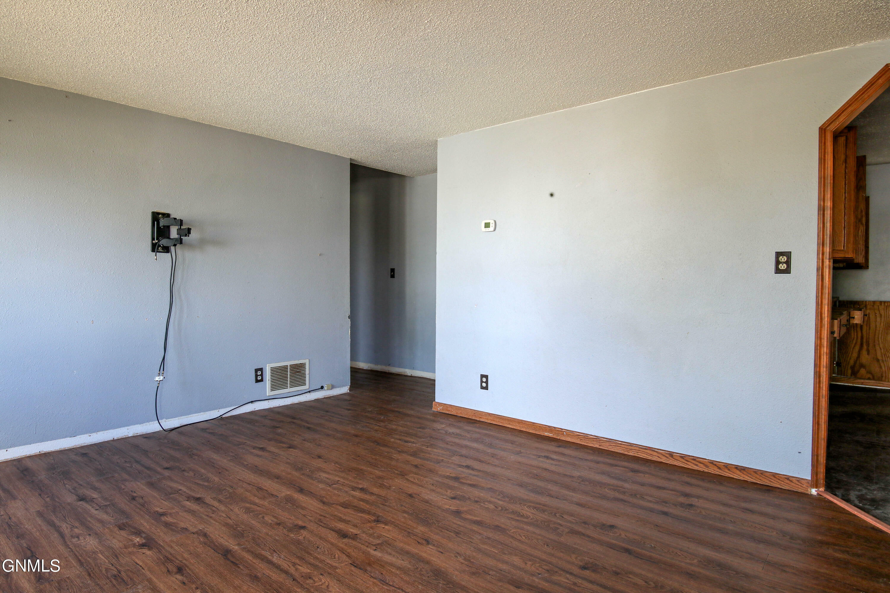 Property Photo:  601 Minnesota Avenue  ND 58646 