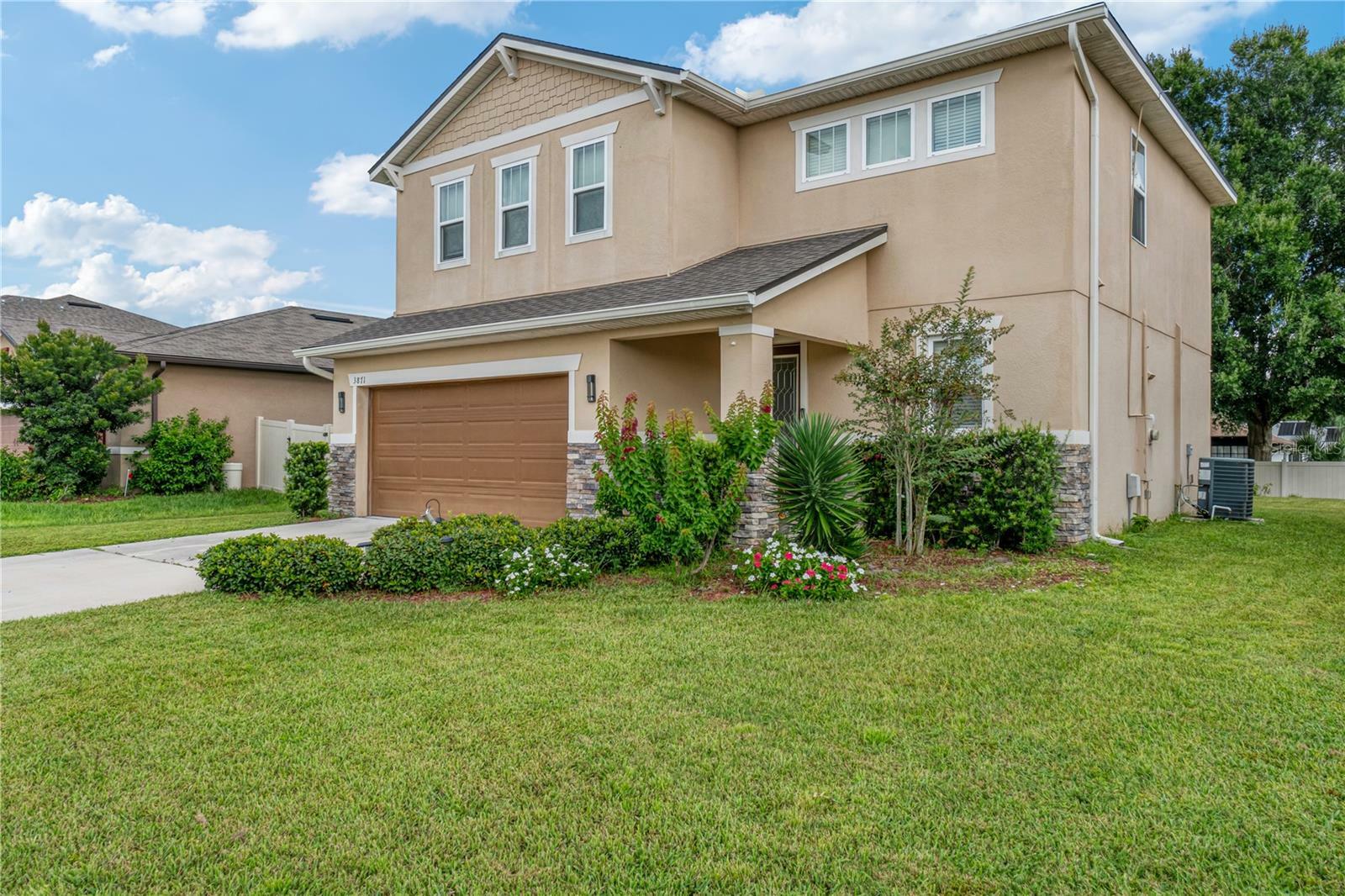 Property Photo:  3871 Pinewood Gardens  FL 34769 