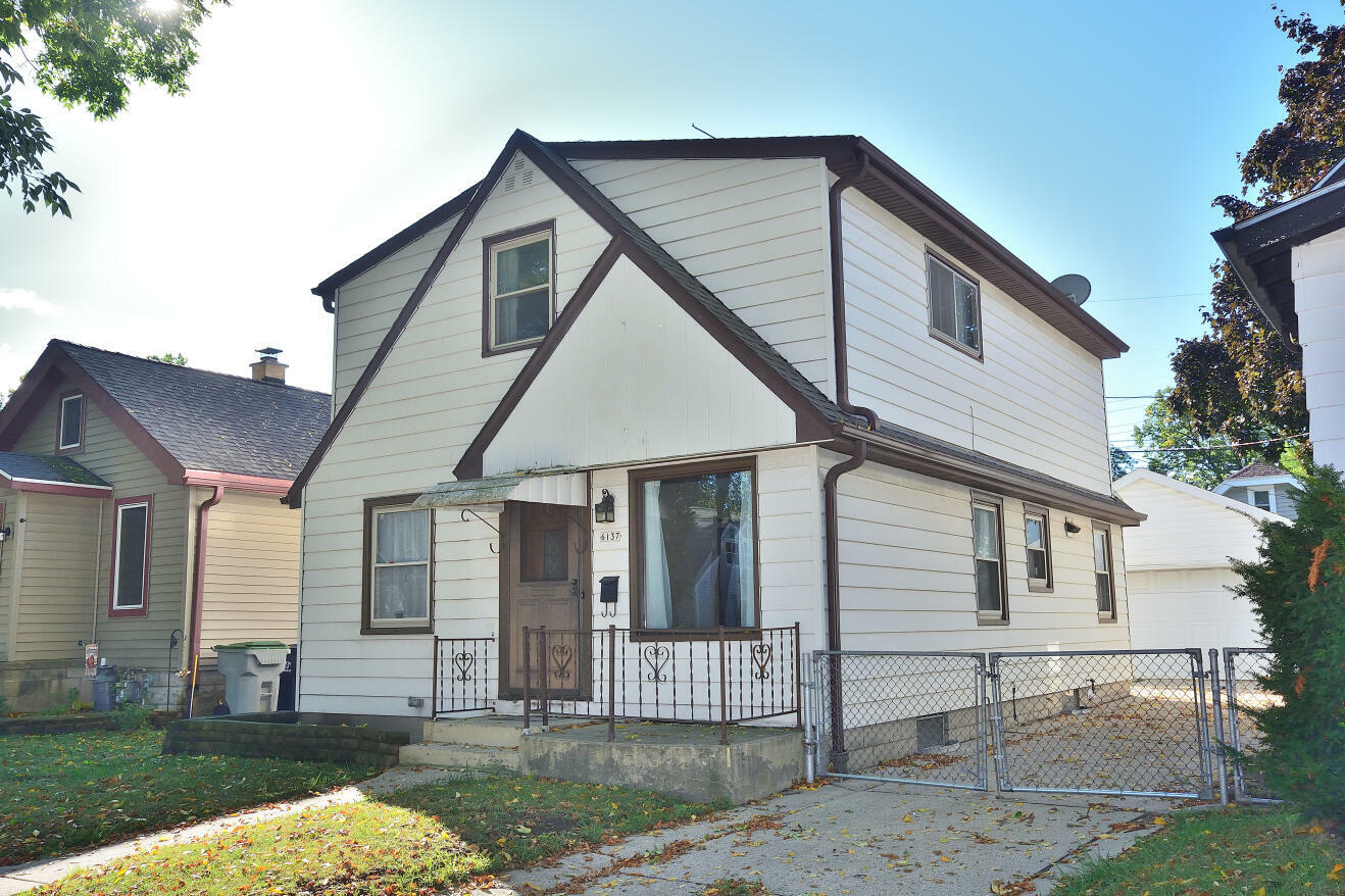 Property Photo:  6137 W Stevenson St  WI 53213 