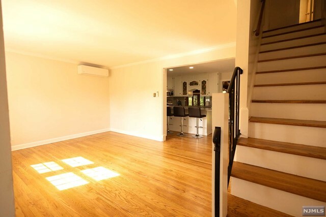 Property Photo:  464 Bergen Boulevard  NJ 07649 