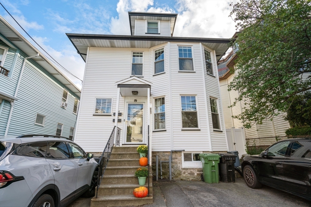 Property Photo:  24 Morse St 1  MA 02472 