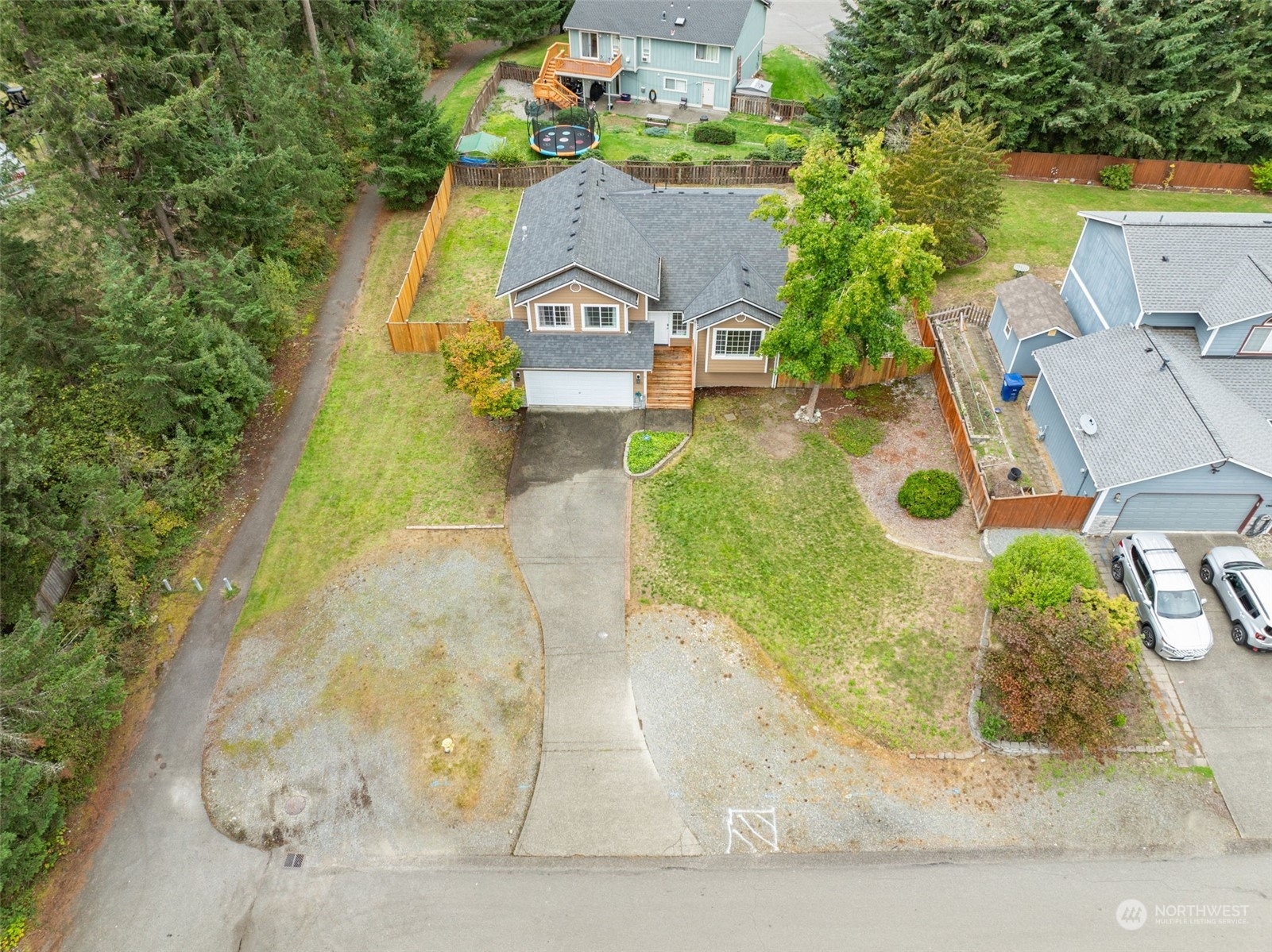 Property Photo:  19512  73rd Avenue E  WA 98387 