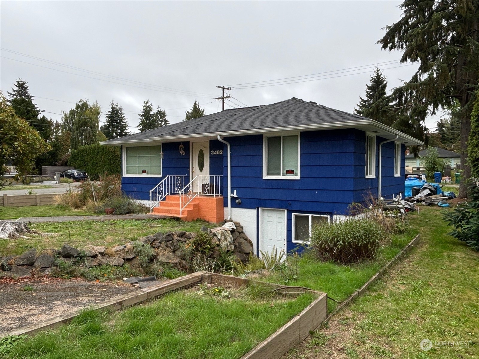 Property Photo:  3402 48th Avenue SW  WA 98116 