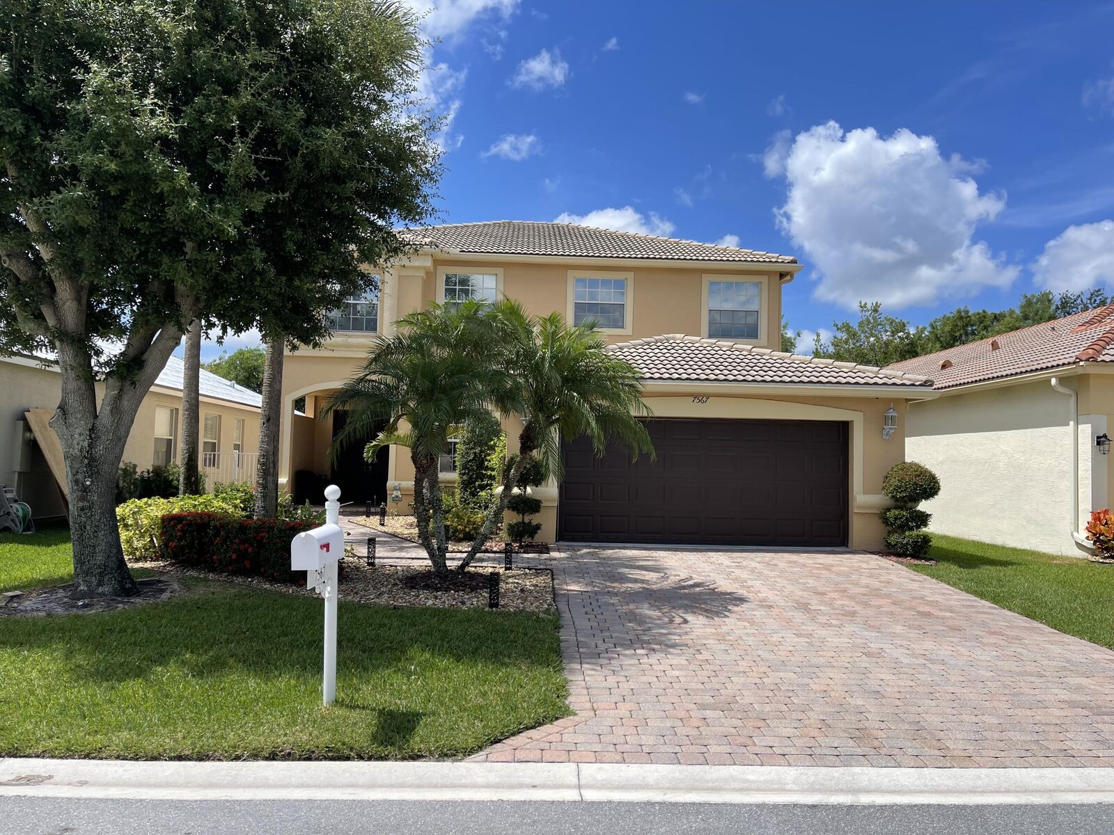 Property Photo: 7567 Via Luria FL 33467