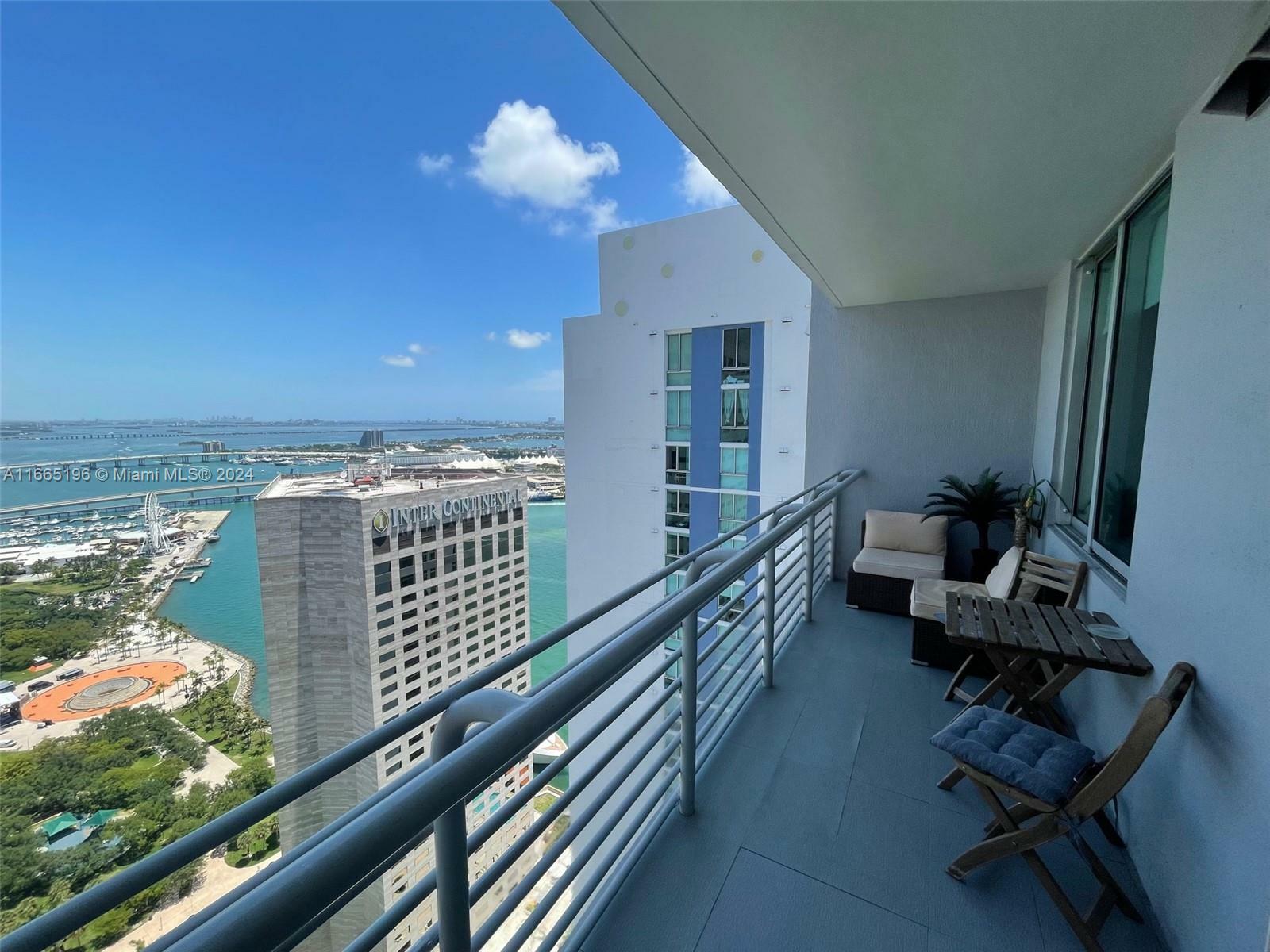 Property Photo:  325 S Biscayne Bl 4324  FL 33131 