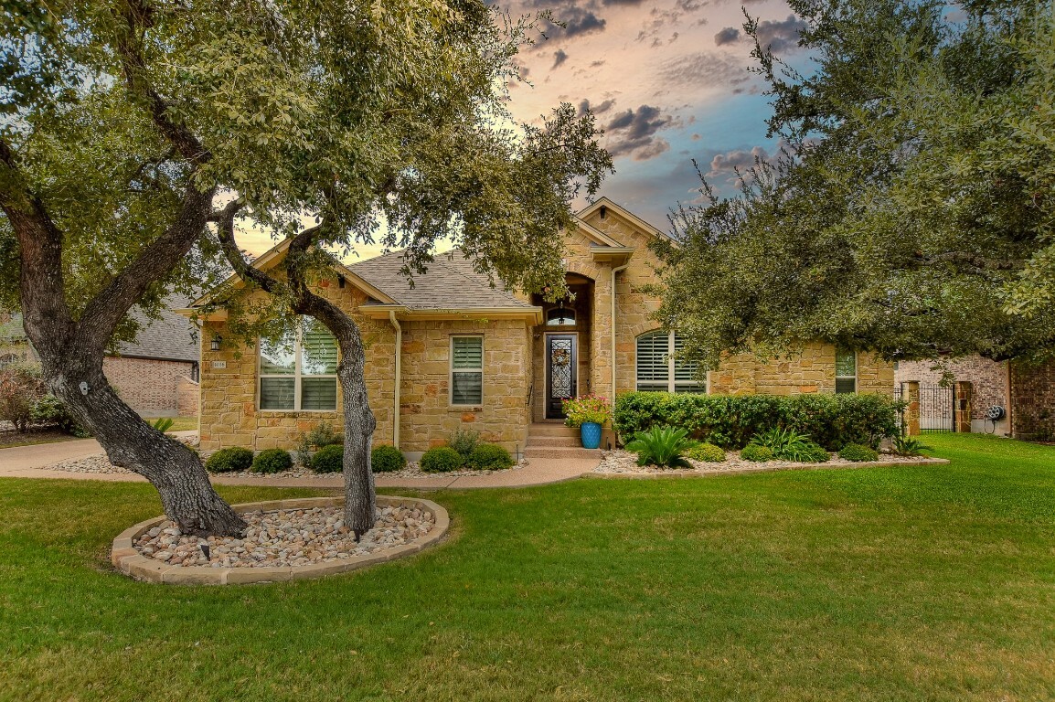 Property Photo:  1036 Shinnecock Hills Drive  TX 78628 