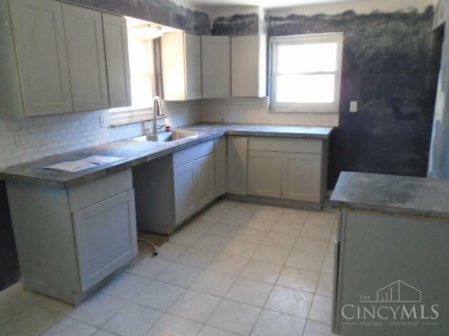 Property Photo:  1016 Glen Este Lane  OH 45103 